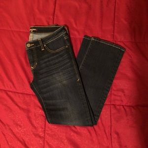 Dark jean crop pant